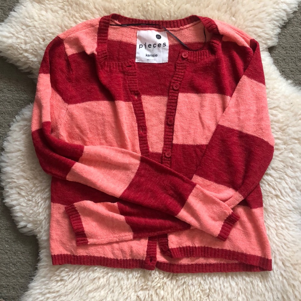 Lightweight mid cropped cardigan
